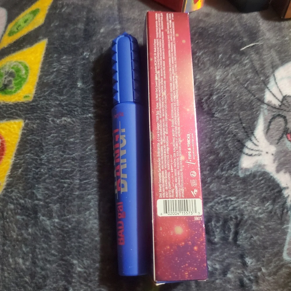 Benefit BADgal BANG! Volumizing Mascara Limited-Edition POWER BLUE. BNIB